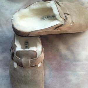 Birkenstock Tan Suede Shearling Clogs